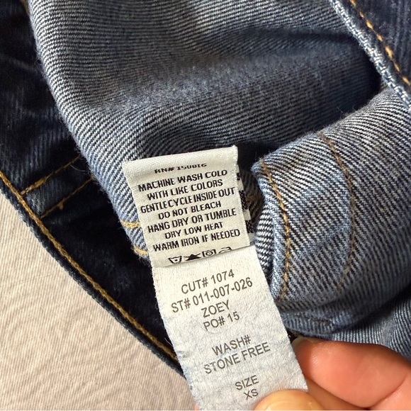 TRAVE Denim Dark Wash Zoey Cropped 3/4 Sleeve Denim Trucker Jacket Size XS - Picture 6 of 9